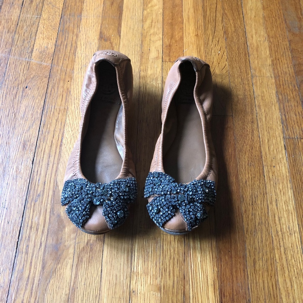 Tory Burch Flats Bow Rhinestones Crystals Nude 5.5